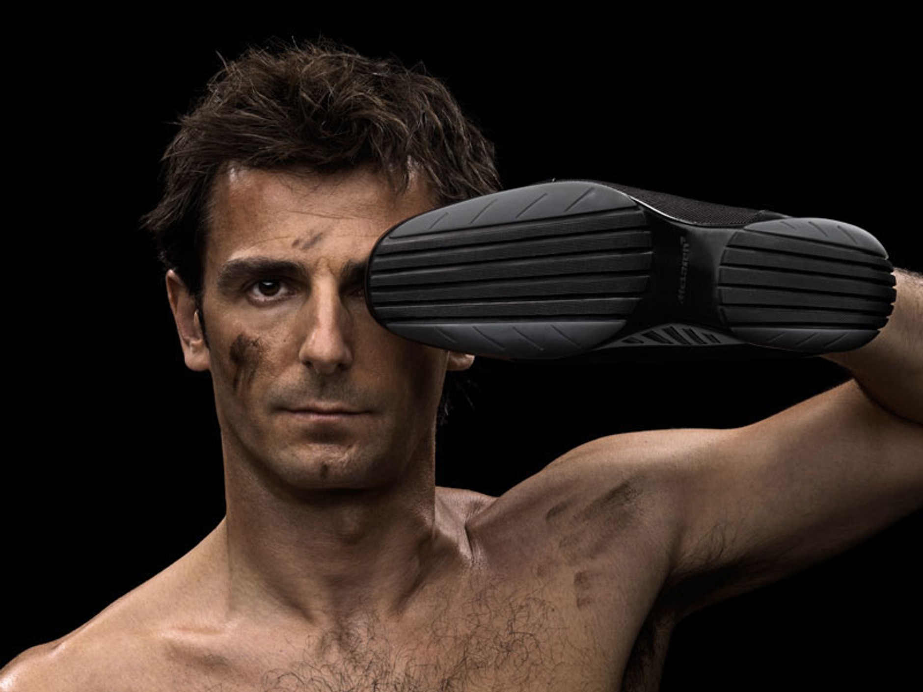 McLaren-Mercedes: kierowcy w roli modeli (fotogaleria)