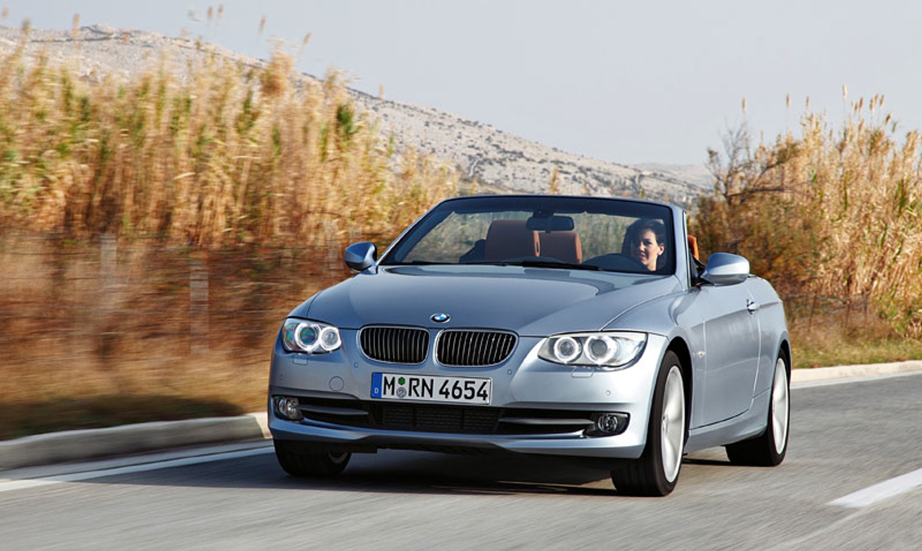 BMW: odnowiona Seria 3 w wersji coupe i cabrio