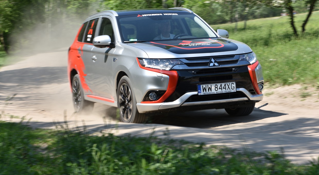 Mitsubishi Outlander PHEV – SUV z prądem