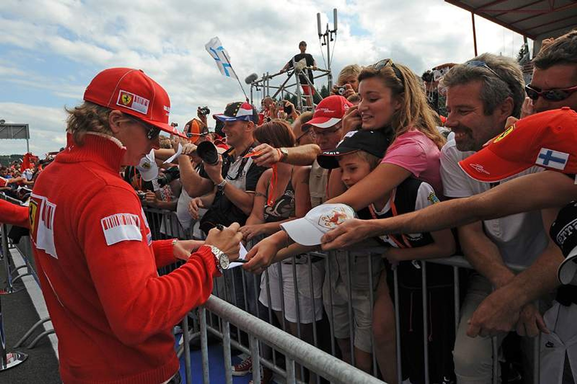 Grand Prix Belgii 2009: dwie gwiazdy wyścigu - Raikkonen i Fisichella (fotogaleria)
