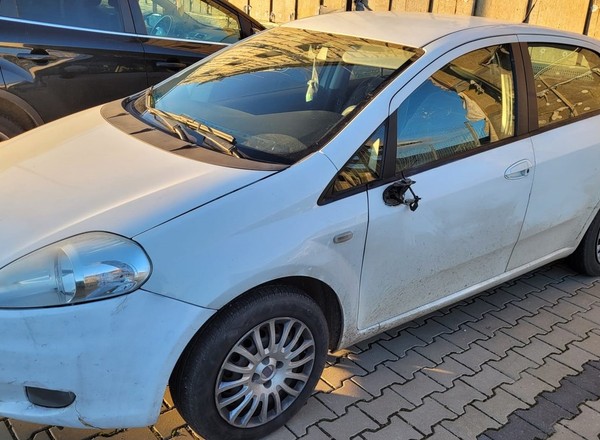 Potrąciła pieszego. Policjanci szybko znaleźli uciekinierkę
