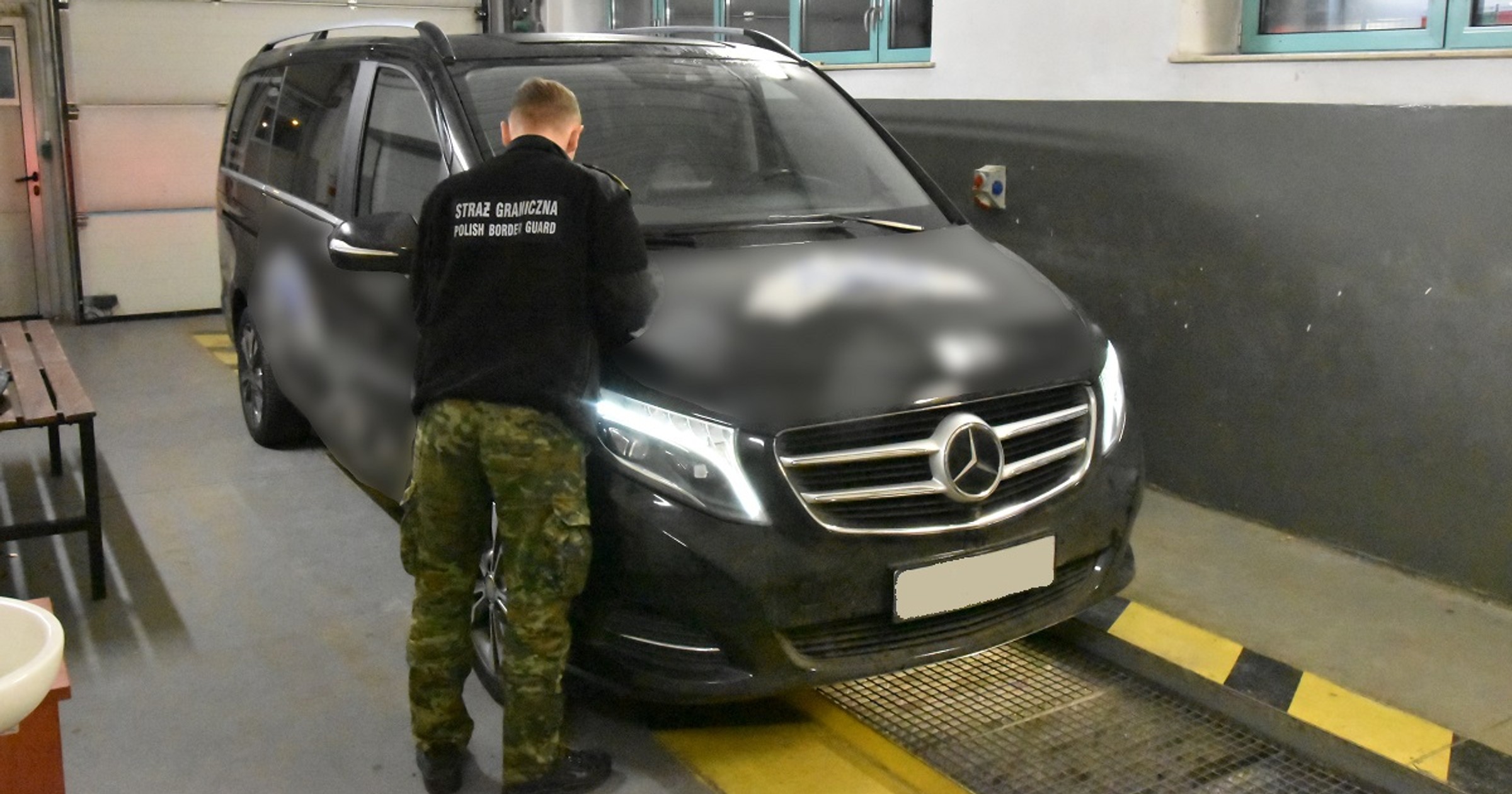 Straż Graniczna zatrzymała kierowcę Mercedesa