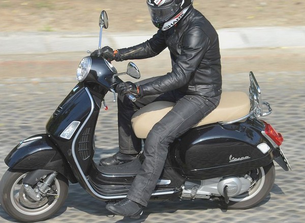 Motocyklowe jeansy Ixon Sawyer – nie tylko do jazdy
