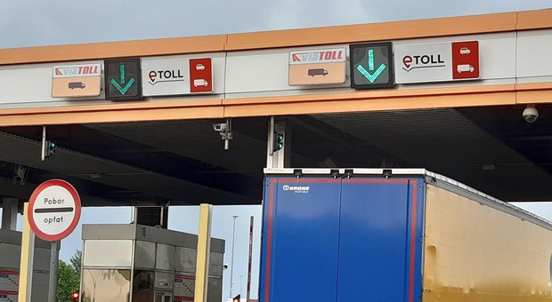 Kierowcy wpadli w pułapkę na autostradach A2 i A4. Skarbówka ściga aż 40000 osób