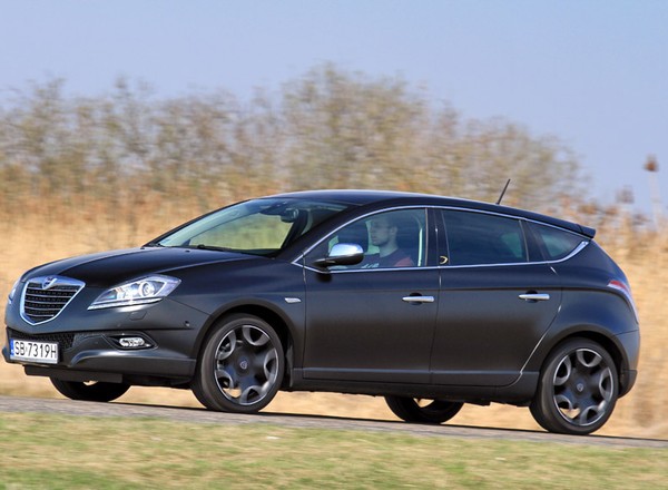 Lancia Delta: matowoczarna piękność