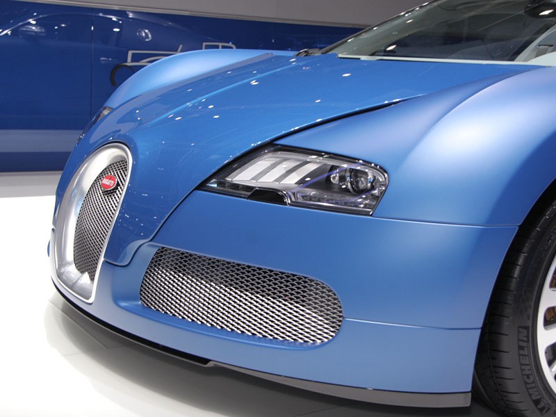 Genewa 2009: Bugatti Veyron Bleu Centenaire – stulecie w niebieskim