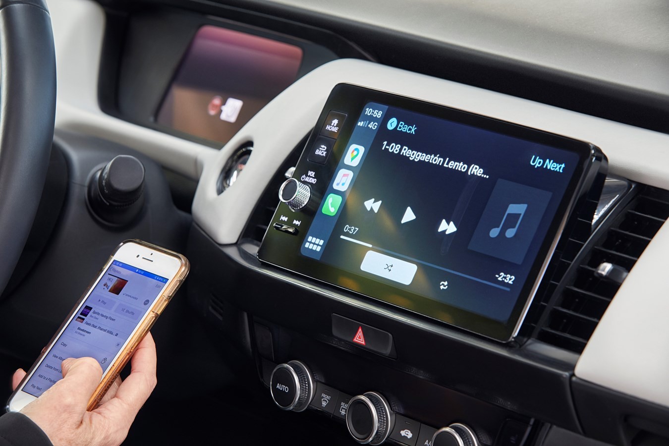 Honda Jazz – nowy, drogi maluch