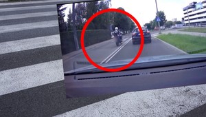 To było "takie nic". Według policjantów grzywna dla motocyklisty wyniesie nawet 30 tys. zł