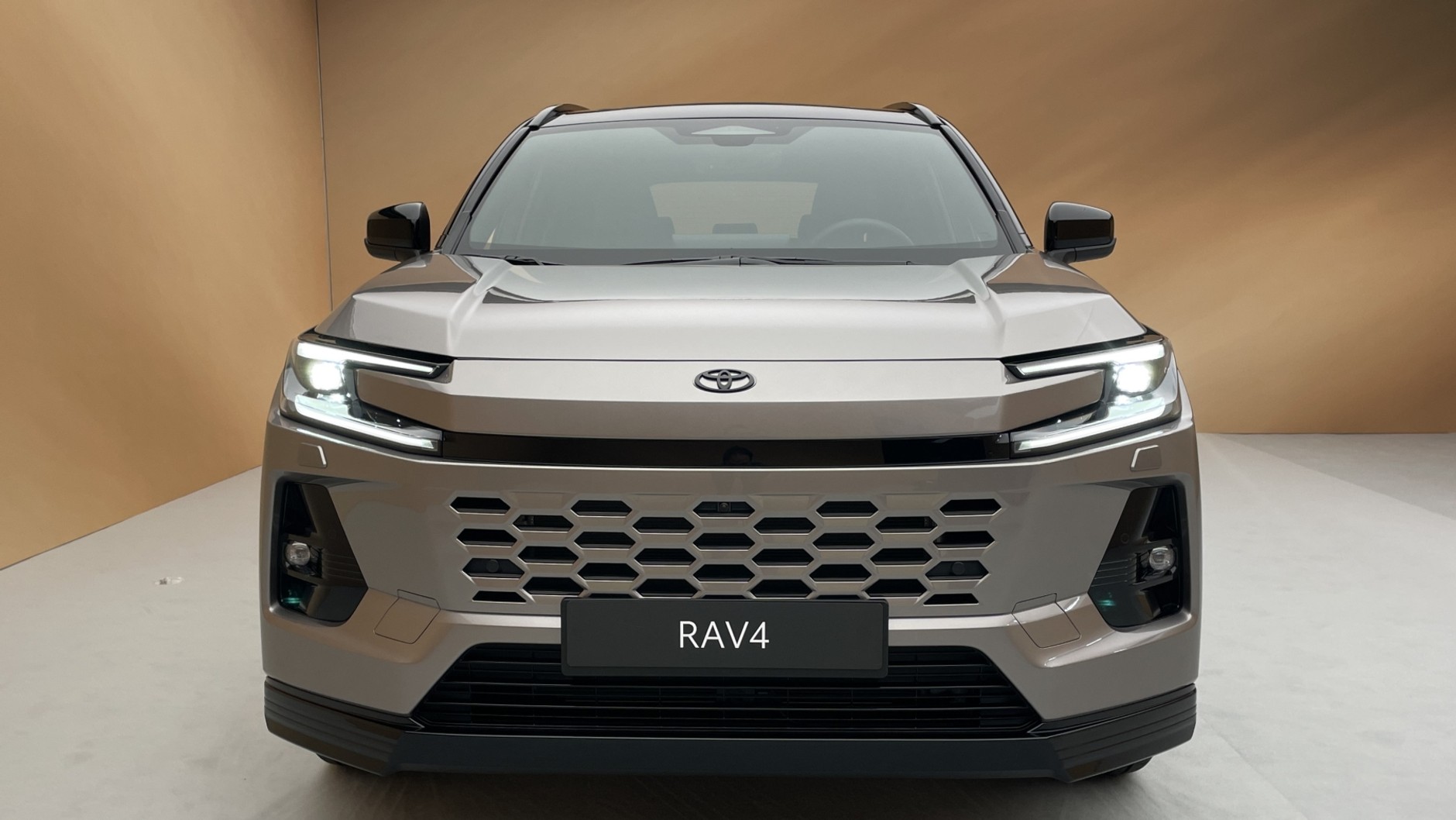 Nowa Toyota RAV4 (2025)