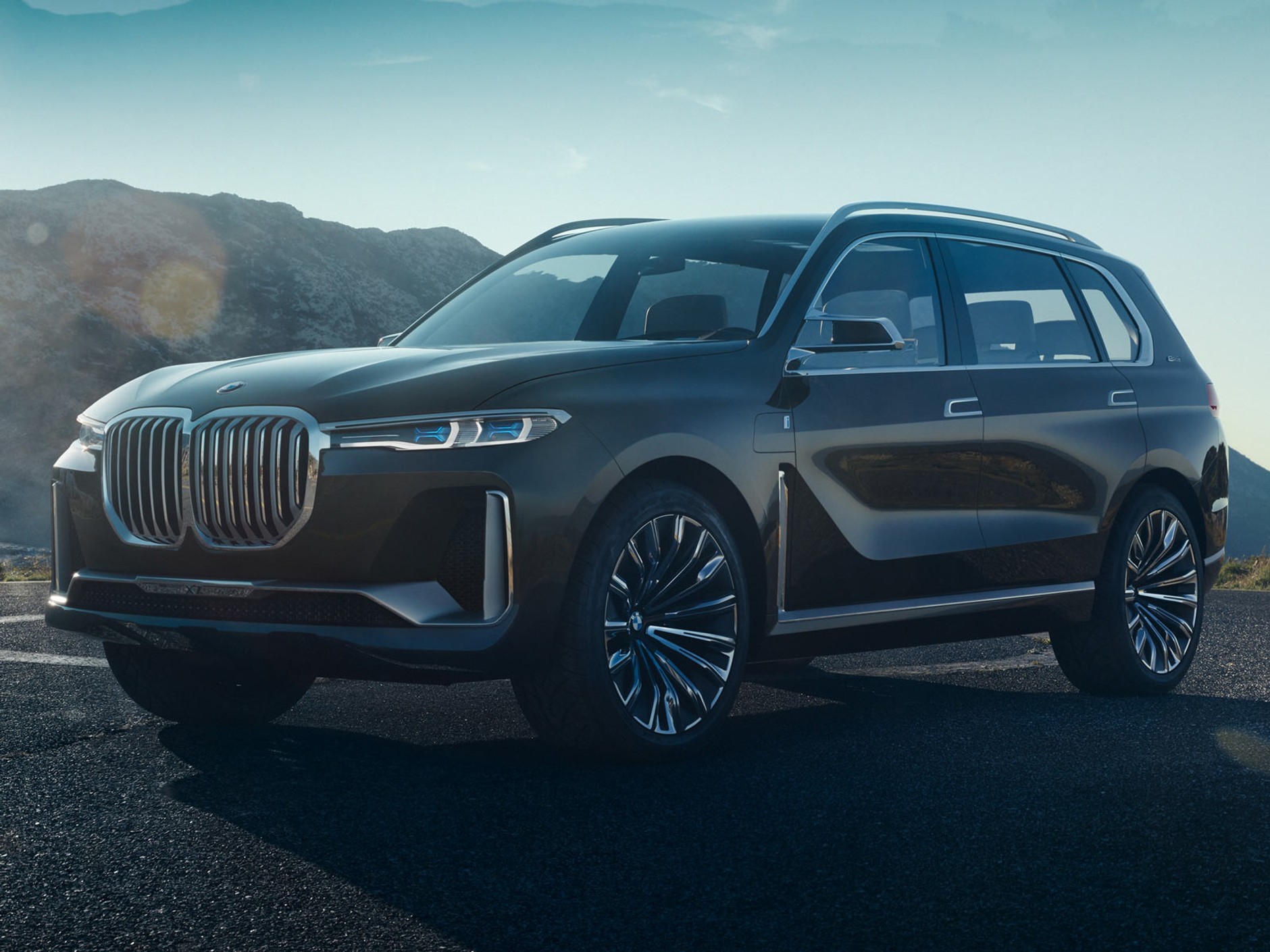 BMW X7 – odpowiedni rywal dla Bentleya?