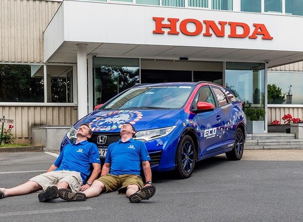 Honda Civic Tourer mistrzem oszczędności - rekord Guinnessa