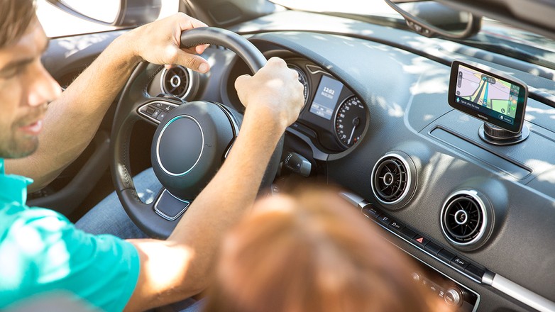 TomTom VIA53 czyli nawigacja z Wi-Fi