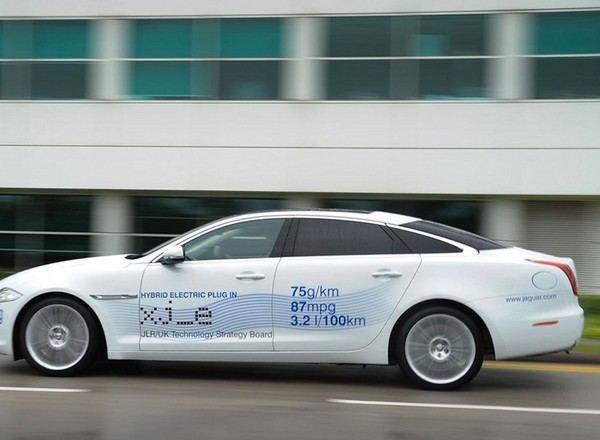 Hybrydowy Jaguar XJ_e