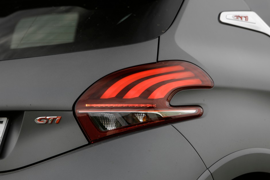 Peugeot 208 GTi