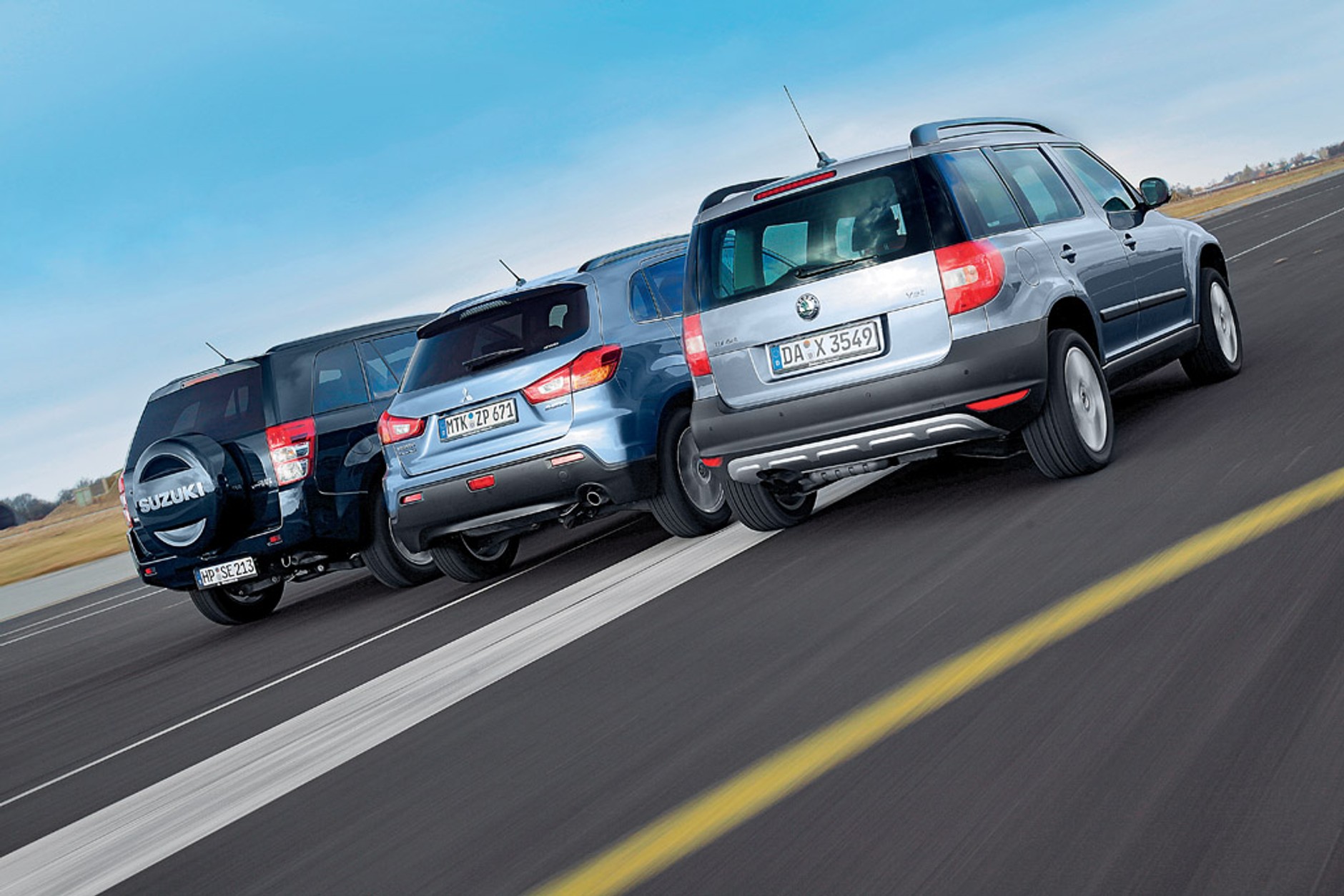 Suzuki Grand Vitara kontra Mitsubishi ASX i Skoda Yeti: kompaktowe terenówki na start
