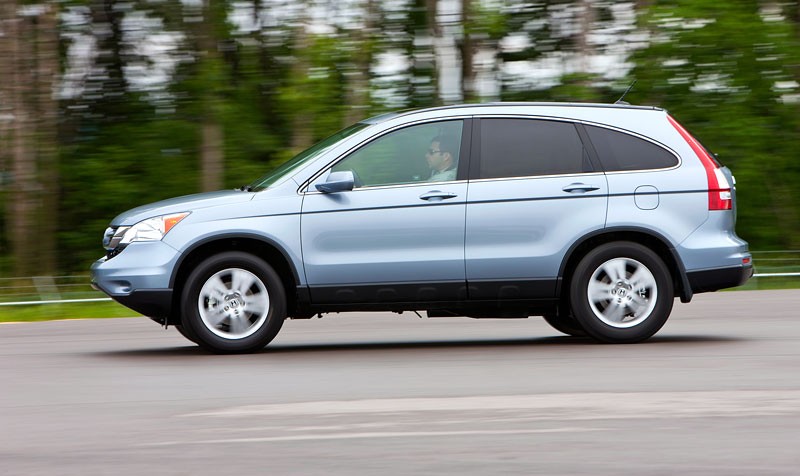 Honda CR-V: Modernizace vzhledu a nový motor 2.2 i-DTEC se samočinnou převodovkou