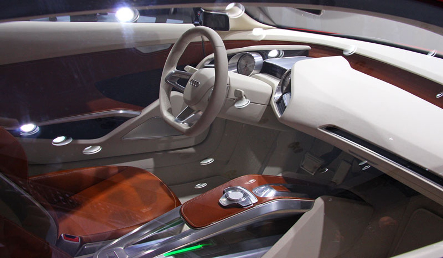 IAA Frankfurt 2009: sportowe premiery (fotogaleria II.)