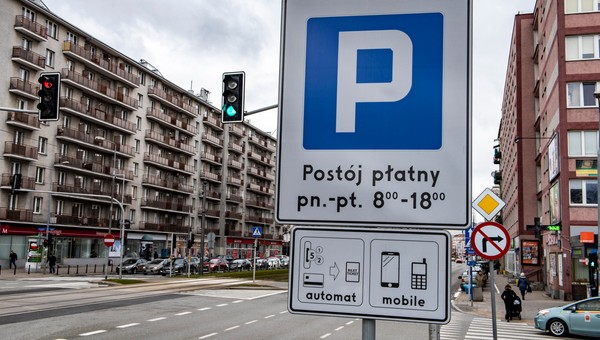 Uważaj, gdzie zostawiasz auto, czyli pułapki na kierowców