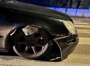 Wsiadł do auta, bo "było mu zimno". Policjanci zawieźli go do aresztu
