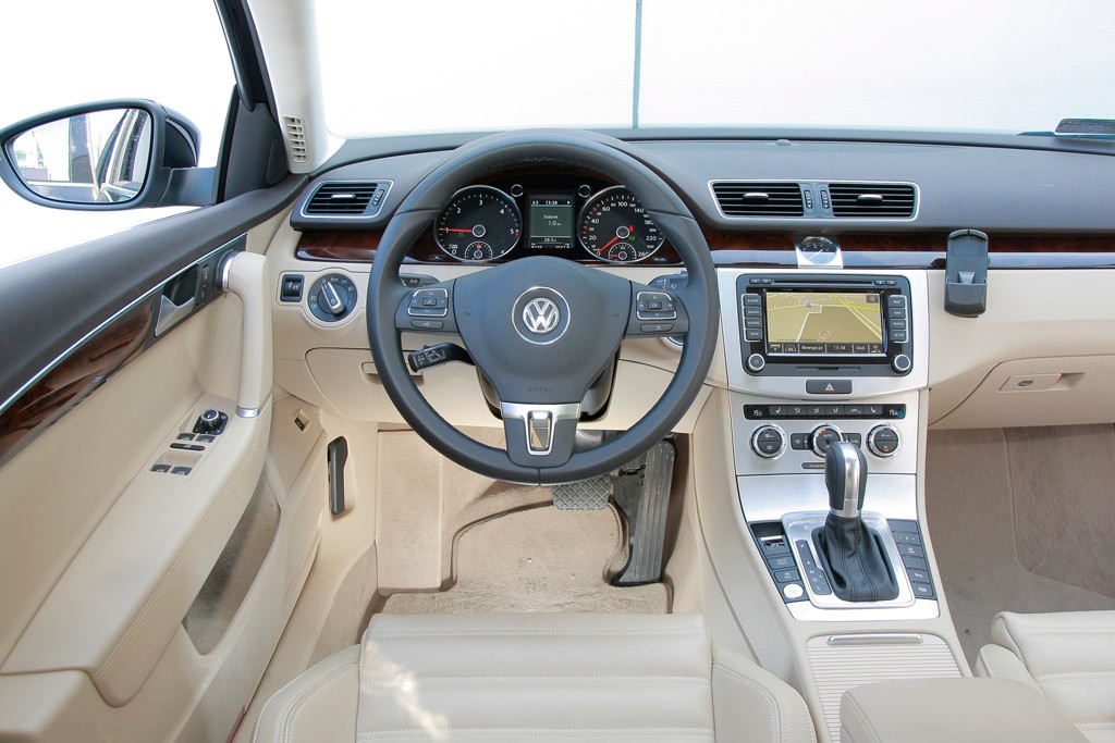 Test Volkswagena Passata 2.0 TDI: kombi pełne techniki