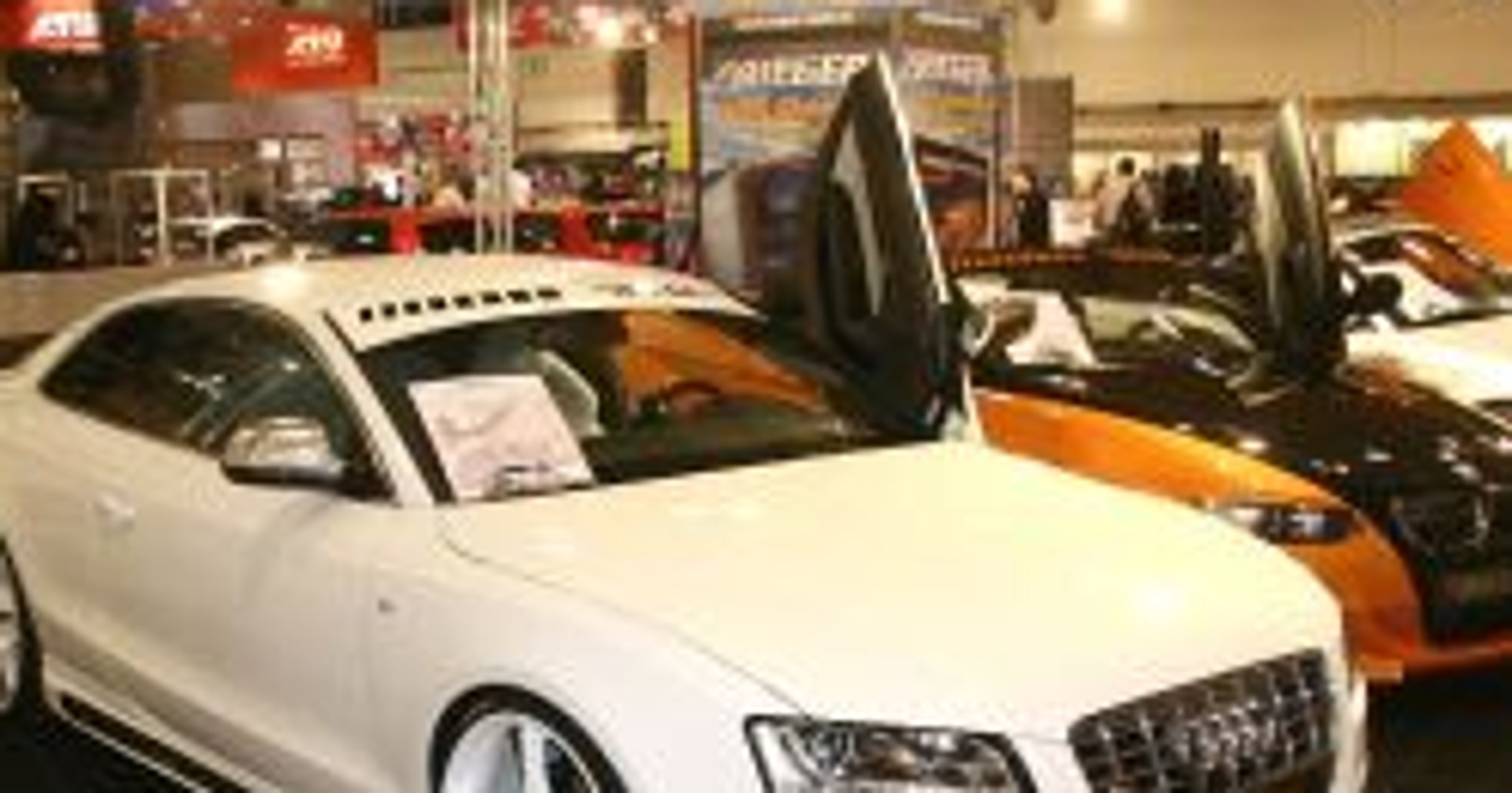 Essen Motor Show 2007: Spoilery, bajery, kilowaty (fotogaleria 4)