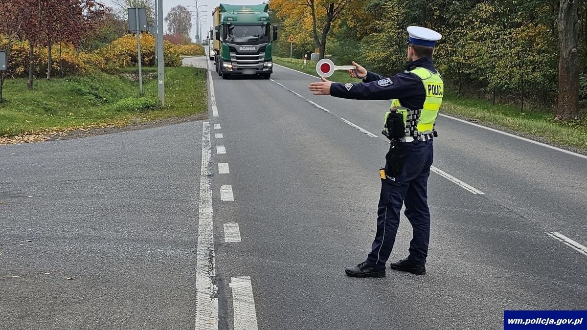Kiedyś kierowcy ciężarówek nagminnie przekraczali czas pracy. Dziś dzieje się to coraz rzadziej