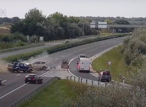 Wjechał pod prąd na autostradę. O krok od tragedii! [Wideo]