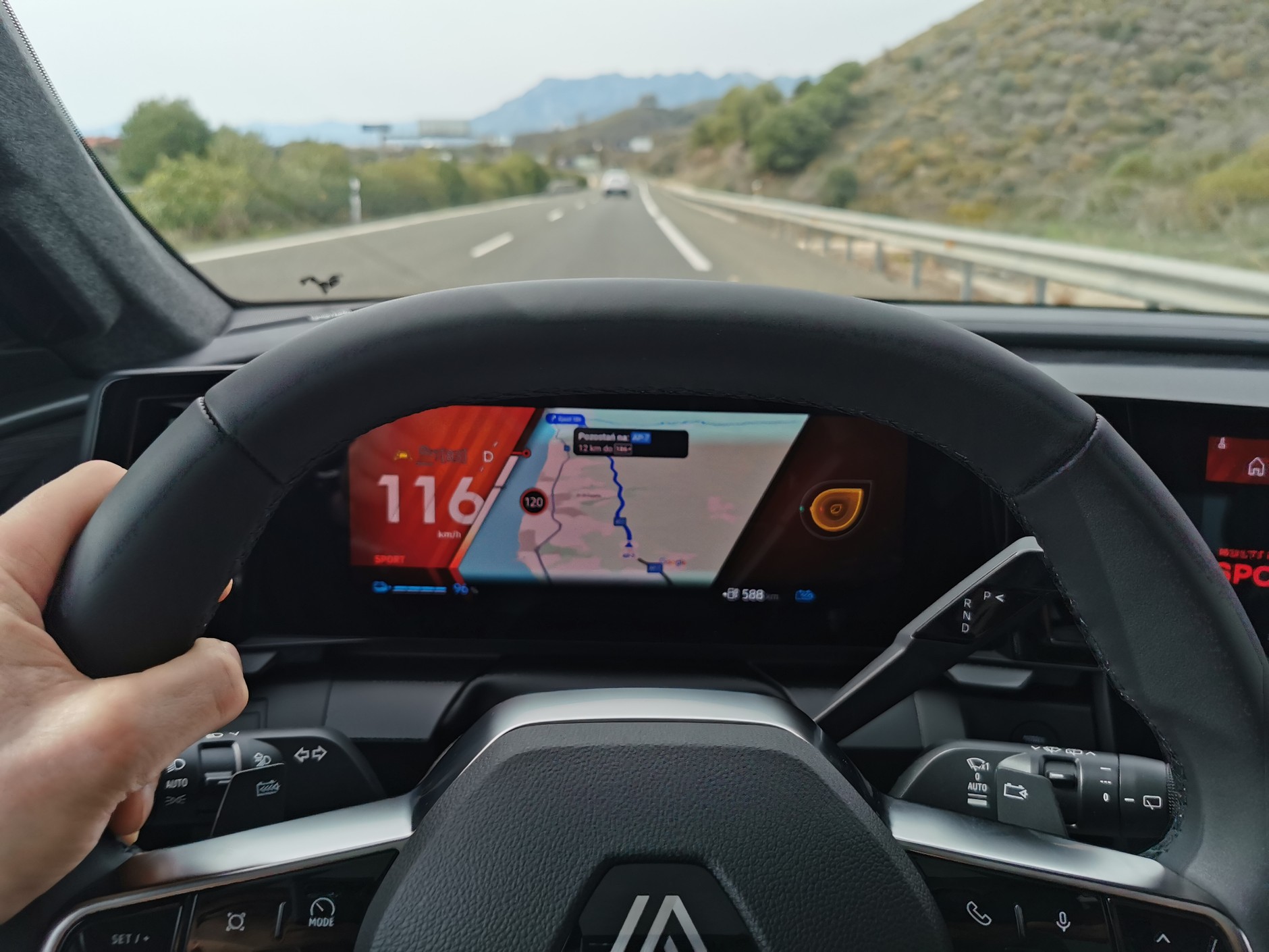 Renault Scenic e-tech – wyświetlacz