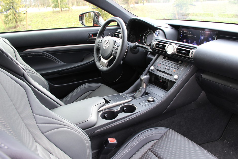 Lexus RC 300h