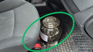 To miała być rutynowa kontrola. Takiego "ładunku" policjanci się nie spodziewali [ZDJĘCIA]