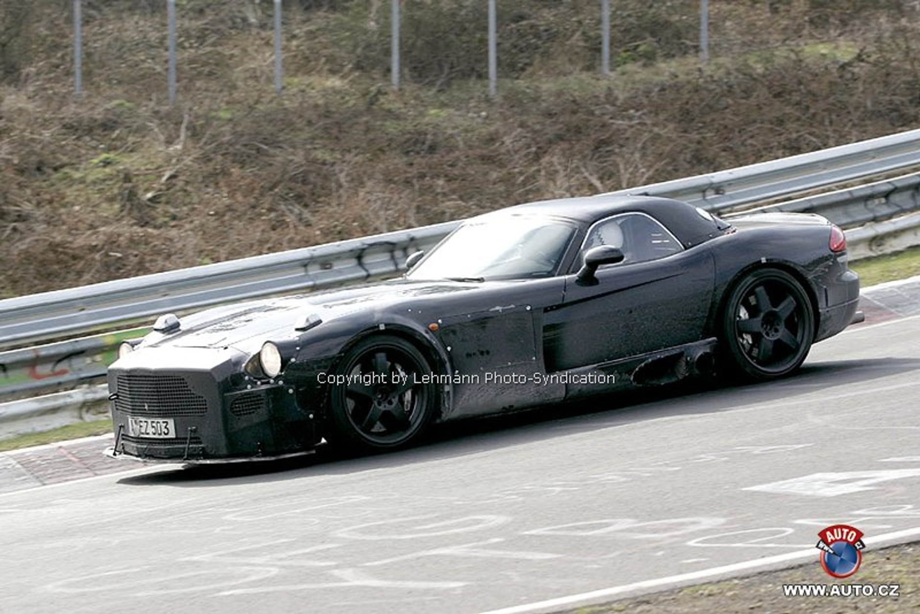 Zdjęcia szpiegowskie: Mercedes-Benz SLC nadal pod okryciem Vipera