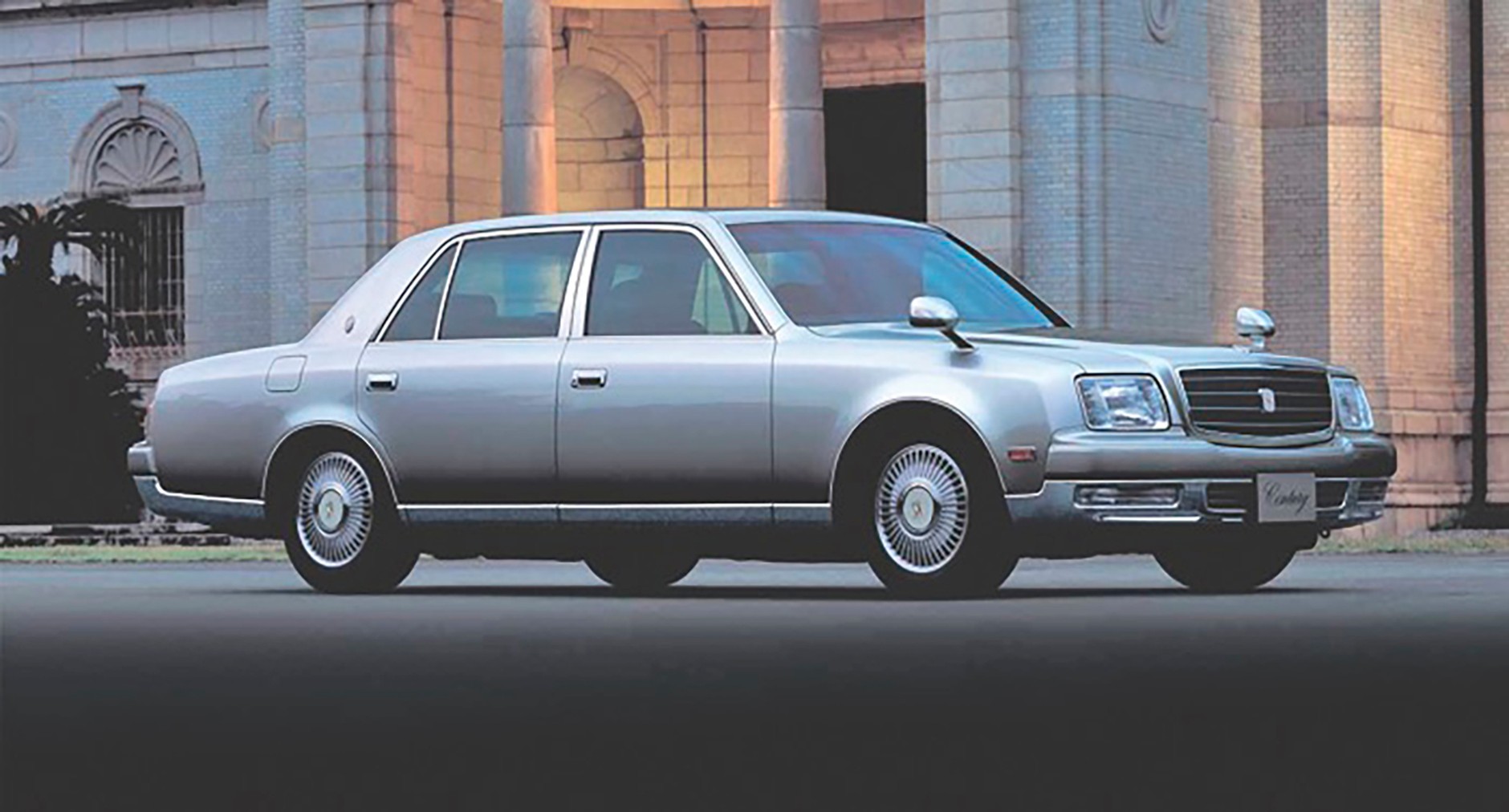 Toyota Century II - drzwi do władzy