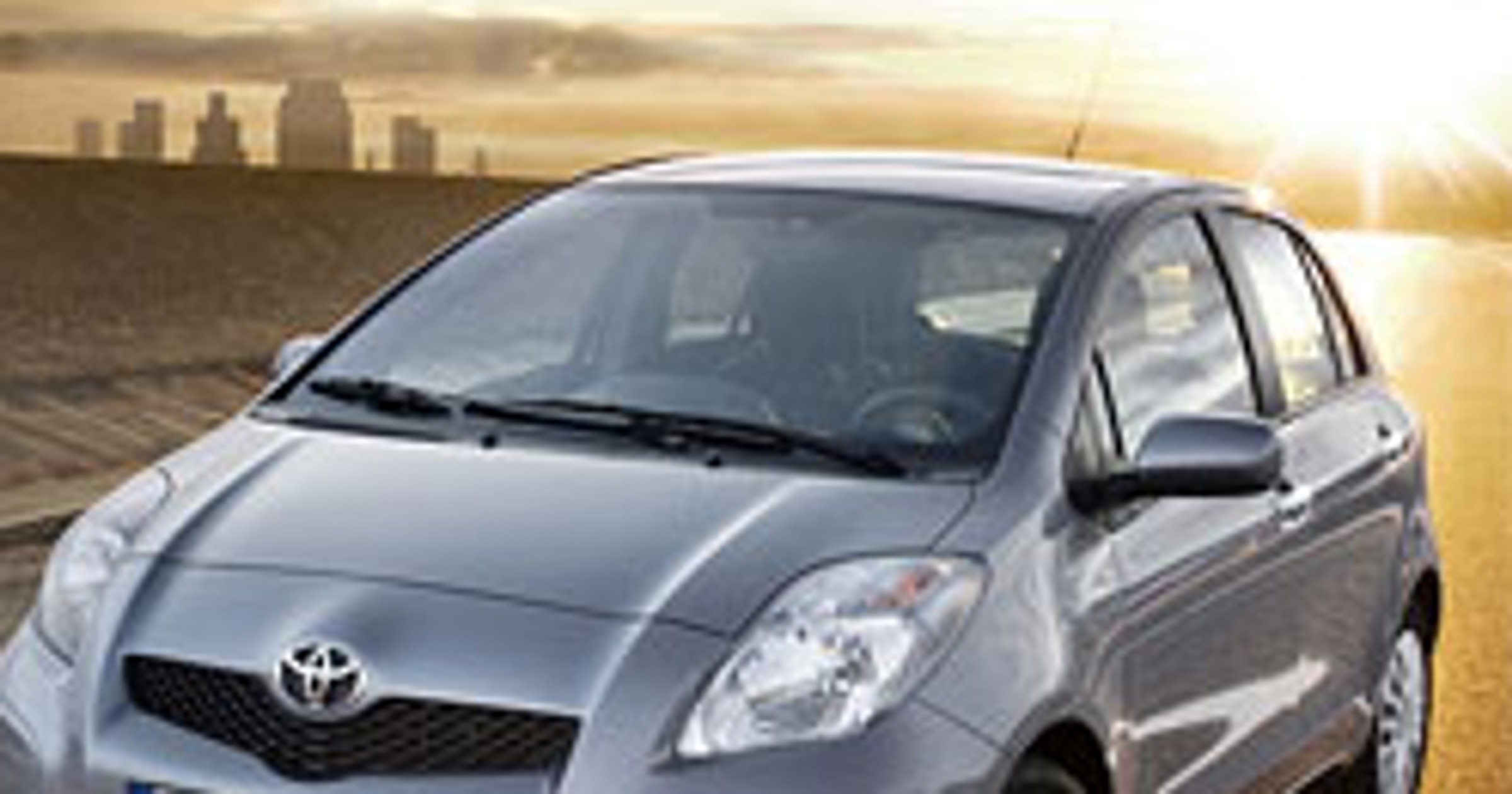 Toyota Yaris w wersji hybrydowej od 2012 roku