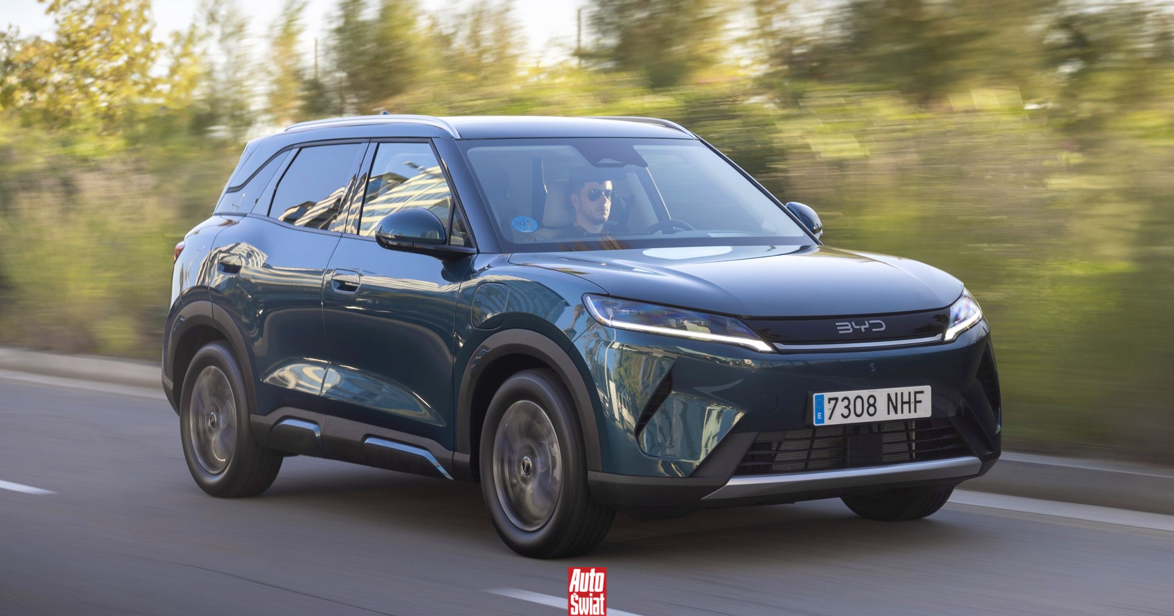 Rywal Toyoty C-HR może być jednym z największych chińskich hitów 2026 r. Znam ceny tego hybrydowego SUV-a