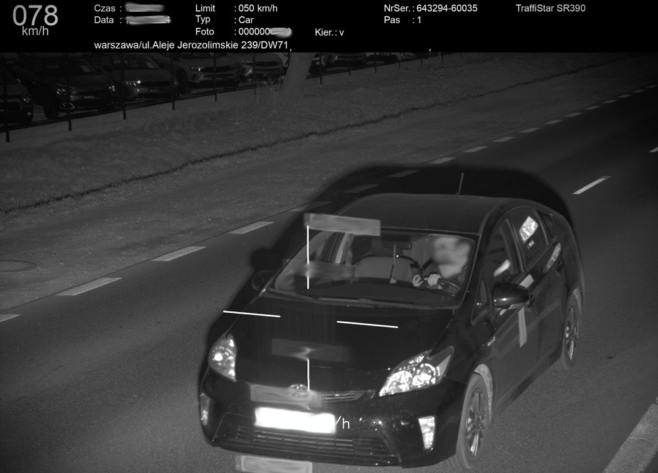 Zdjęcie z fotoradaru w Warszawie