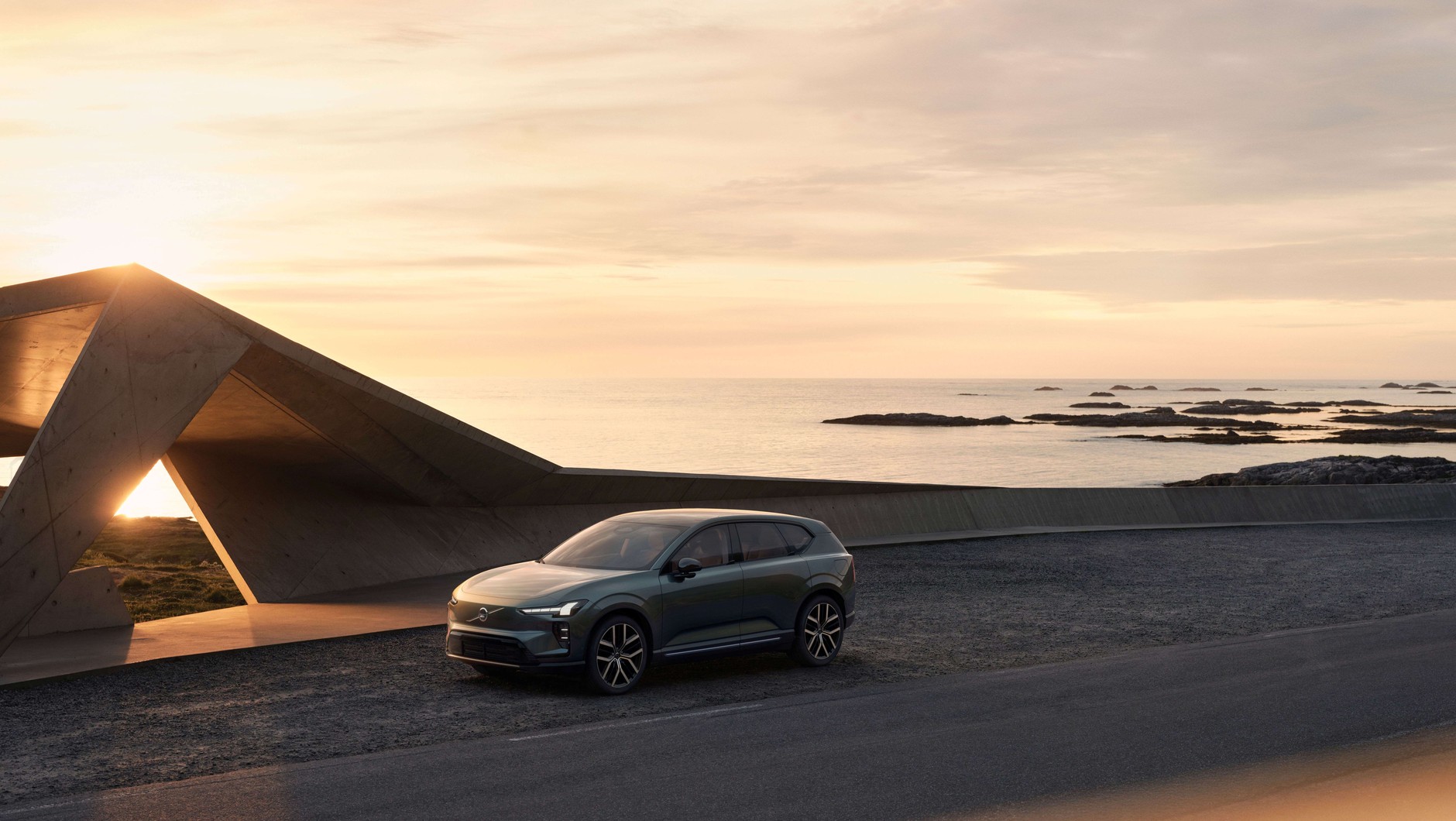 2026 Volvo EX60