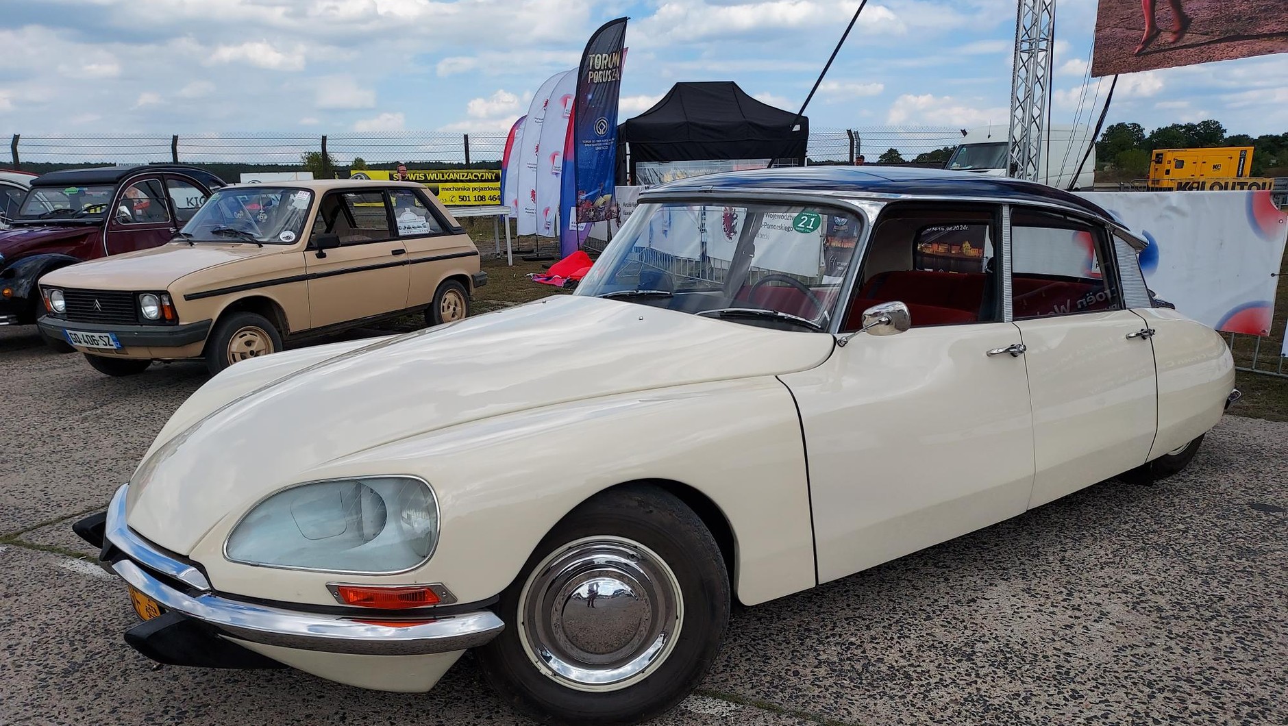 Zlot Citroenów w Toruniu – model DS