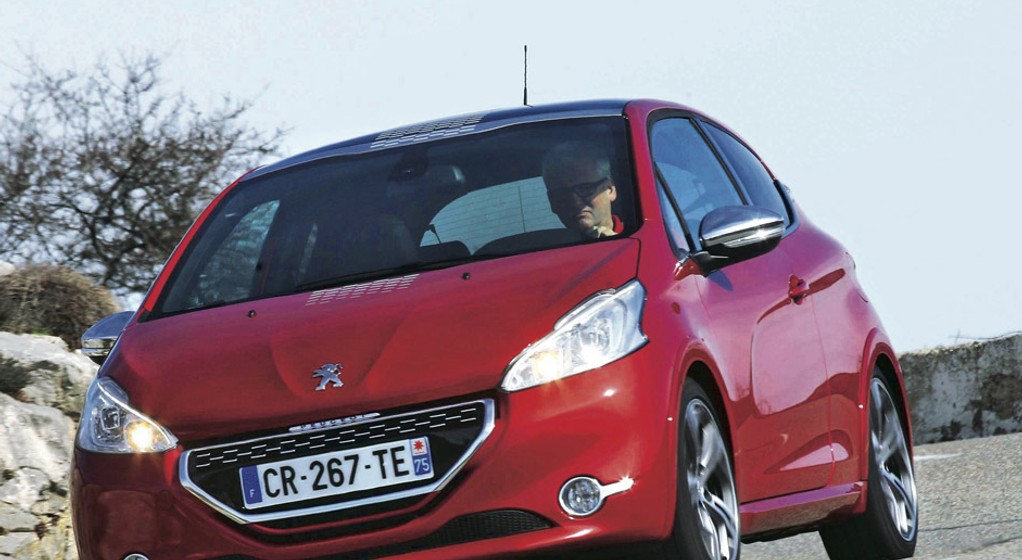 Jak jeździ Peugeot 208 GTI?
