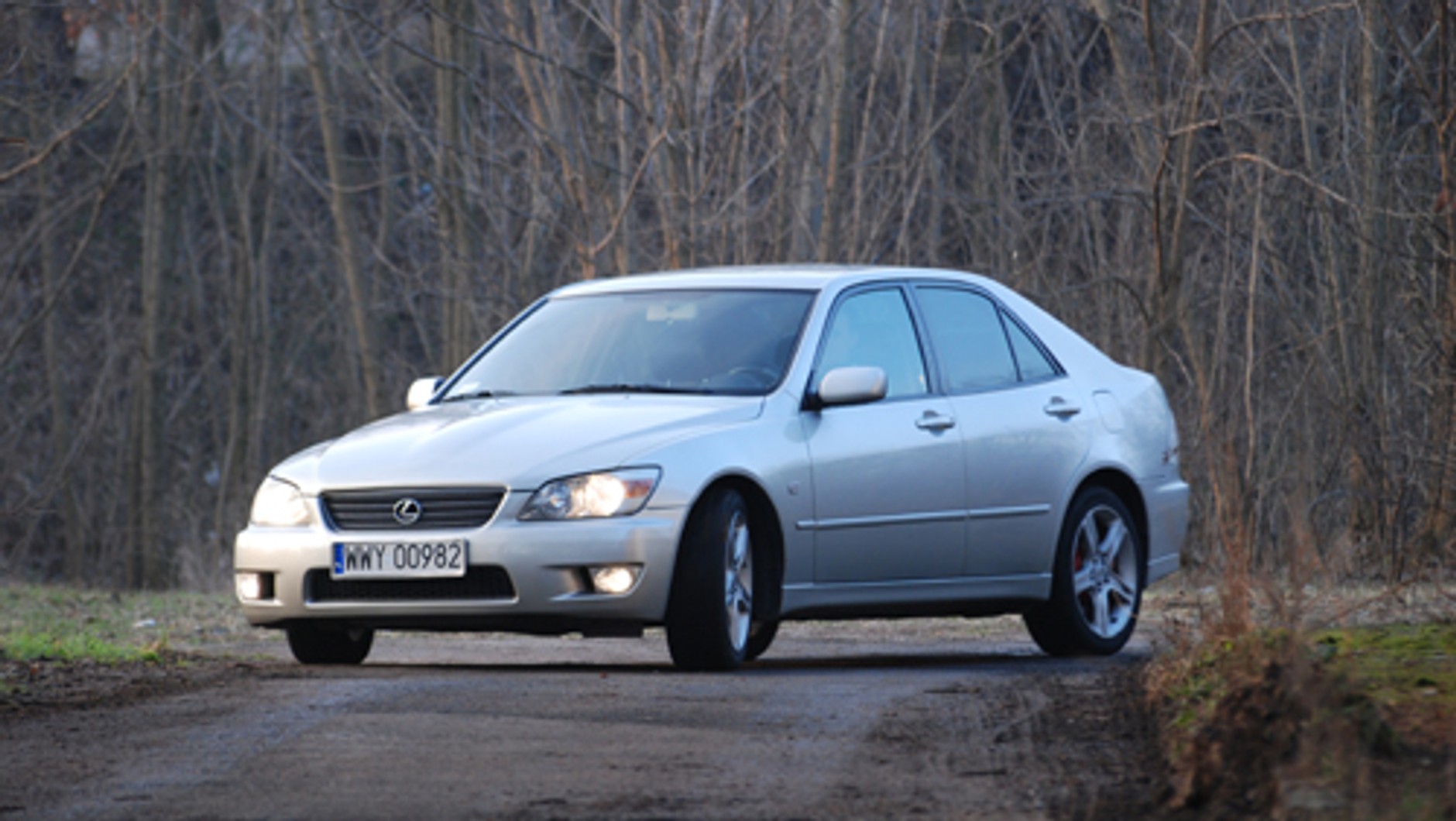 Lexus IS 200