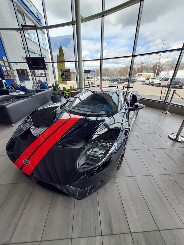 Ford GT