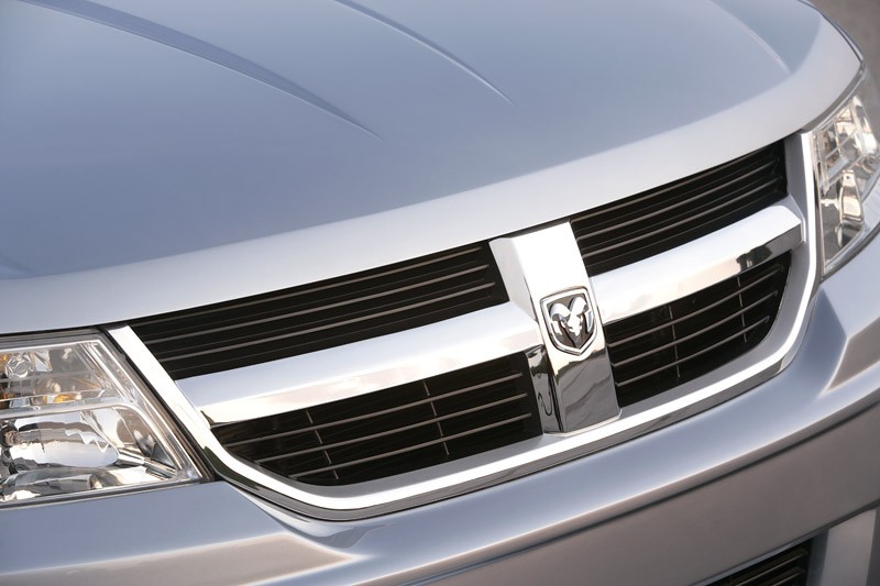 Genewa 2008: Dodge Journey - premiera europejskiej wersji produkcyjnej