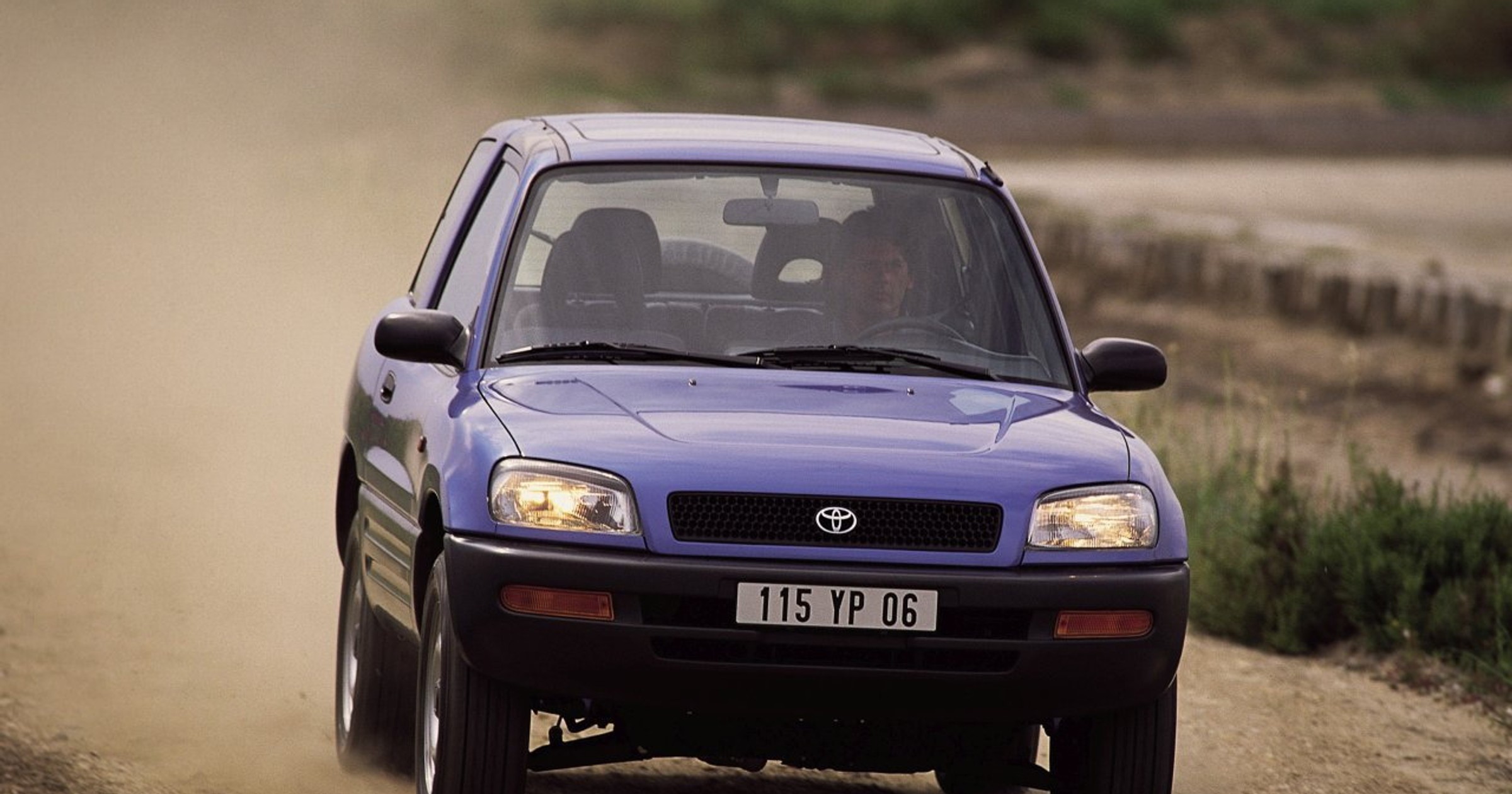 Toyota RAVv4 - I generacja