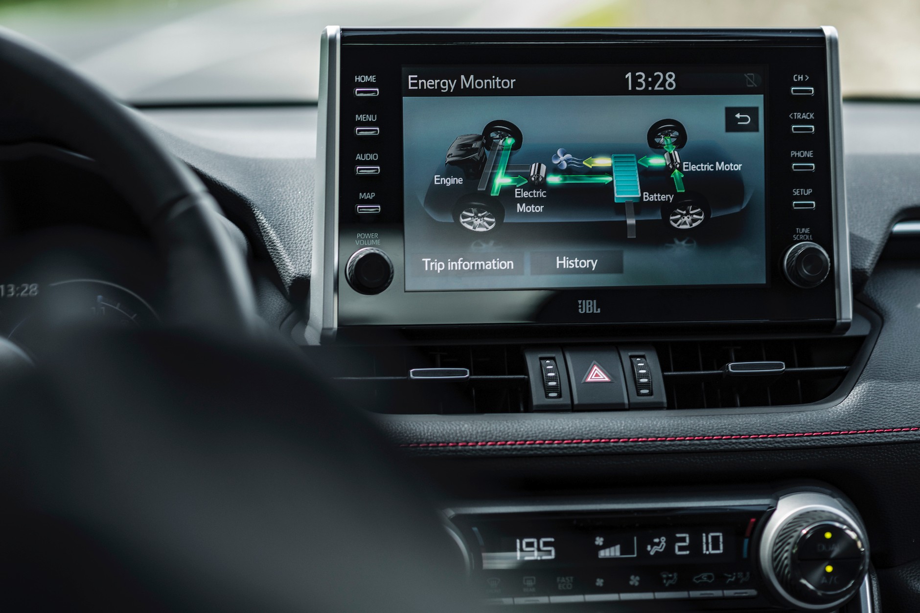 Toyota RAV4 Plug-in Hybrid – ruszyła przedsprzedaż