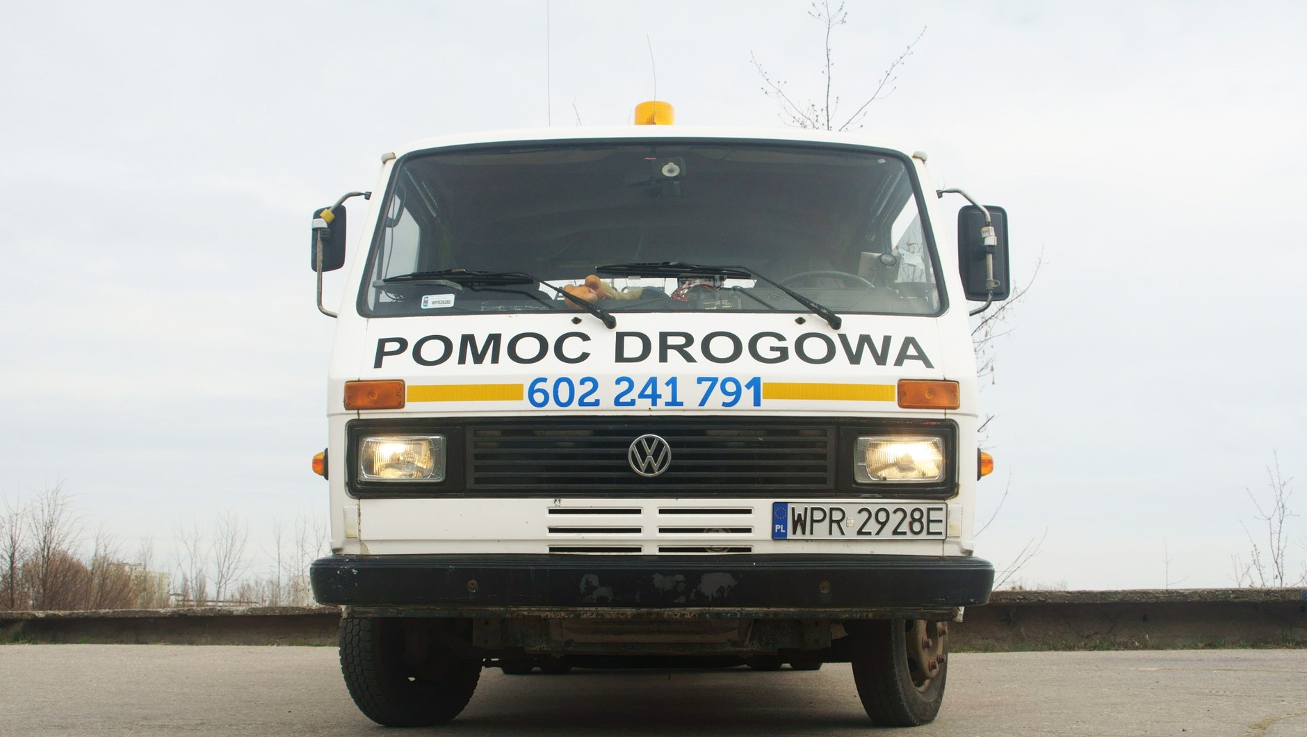 Pomimo prawie 40 lat na karku Volkswagen LT wciąż służy pomocą
