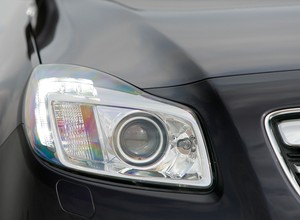 Polacy cenią niemieckie auta i polskie paliwa