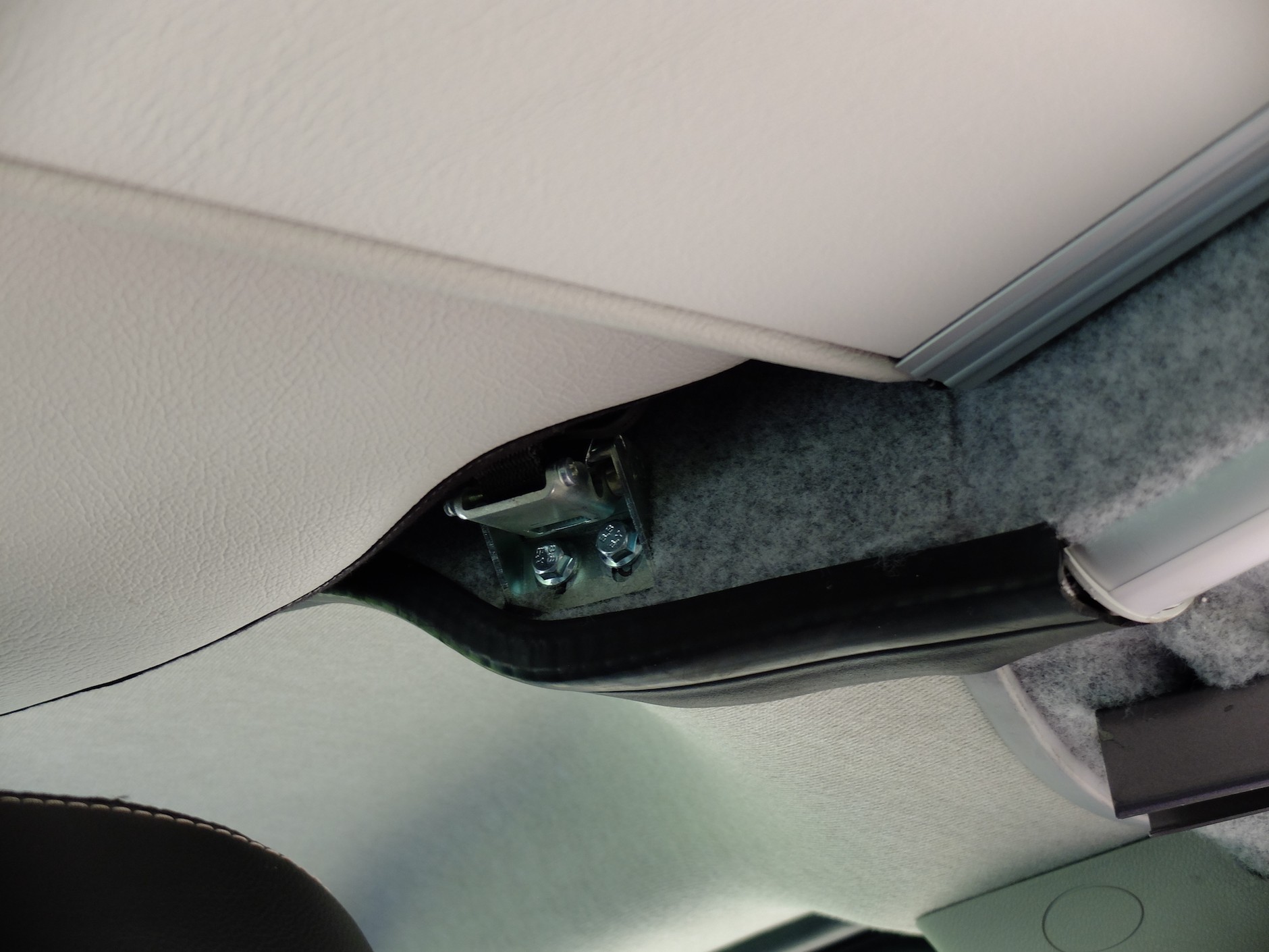 Renault Trafic z zabudową Wavecamper (2021)