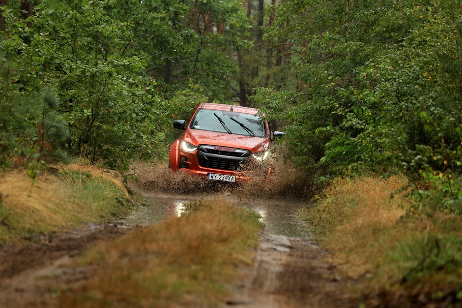 Isuzu D-Max Arctic Truck AT 35 (2022 r., 3. generacja)