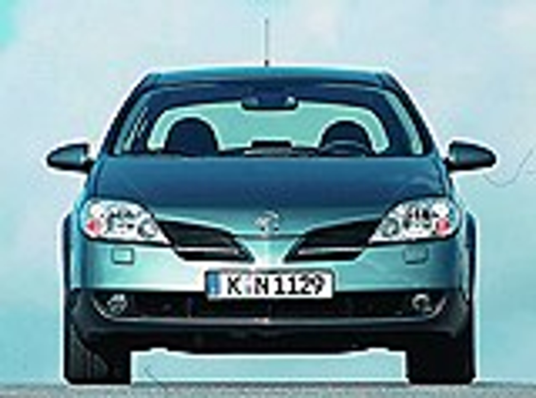 Nissan poza szeregiem