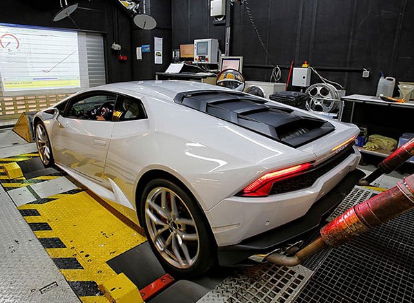 Lamborghini Huracán bije rekordy