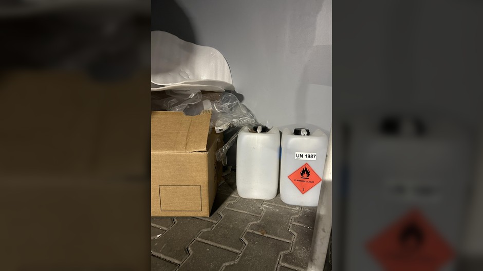 Tragiczne warunki w warsztacie Tesli pod Berlinem